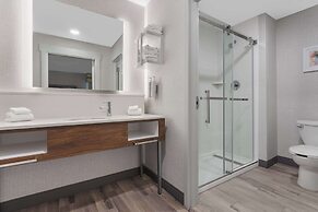 Hampton Inn & Suites Lincoln - Northeast I-80