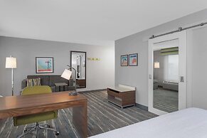 Hampton Inn & Suites Lincoln - Northeast I-80