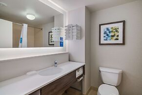 Hampton Inn & Suites Plattsburgh