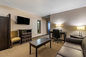 Best Western Bonnyville Inn & Suites