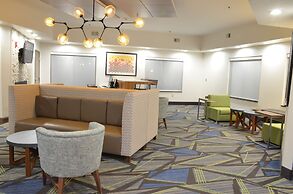 Holiday Inn Express Waterloo Cedar Falls by IHG
