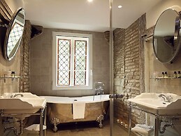 Cour du Corbeau Hotel Strasbourg - MGallery Collection