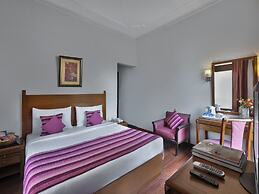 Regale Inn
