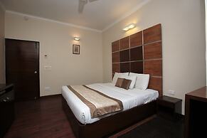 Regale Inn
