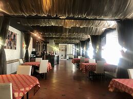 Flamingo Hotel by The Lake