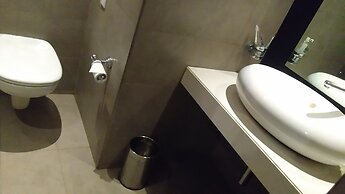 The Central Court Hotel