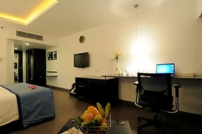 The Central Court Hotel