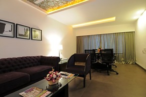 The Central Court Hotel