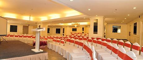 The Central Court Hotel