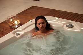 Marina Holiday Resort & Spa