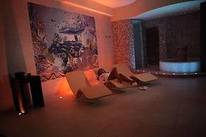 Marina Holiday Resort & Spa