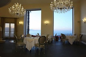 Marina Holiday Resort & Spa