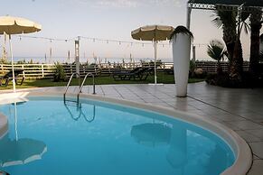 Marina Holiday Hotel & Spa
