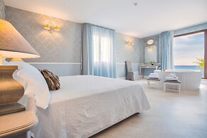 Marina Holiday Resort & Spa