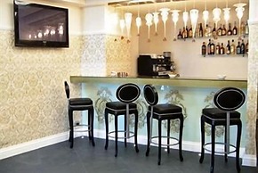 Marina Holiday Resort & Spa