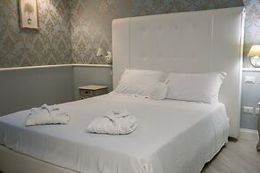 Marina Holiday Hotel & Spa