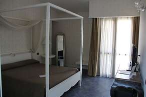 Marina Holiday Resort & Spa