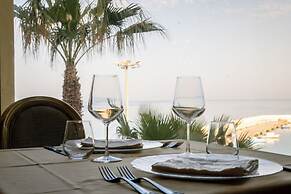 Marina Holiday Hotel & Spa