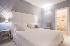 Marina Holiday Resort & Spa