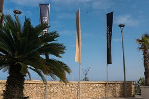 Marina Holiday Hotel & Spa