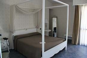 Marina Holiday Resort & Spa