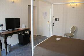 Marina Holiday Resort & Spa