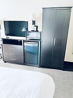AmericInn by Wyndham Green Bay East