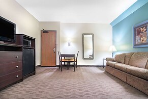 AmericInn by Wyndham Green Bay East