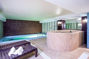 Business Hotel Avrora