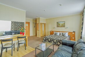 Business Hotel Avrora