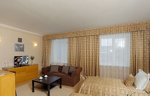 Business Hotel Avrora