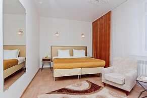 Business Hotel Avrora