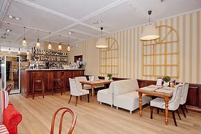 Business Hotel Avrora