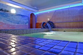 Business Hotel Avrora