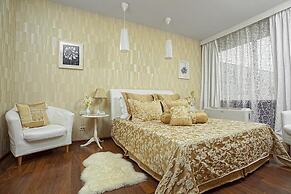 Business Hotel Avrora