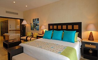 Garza Blanca Preserve Resort & Spa