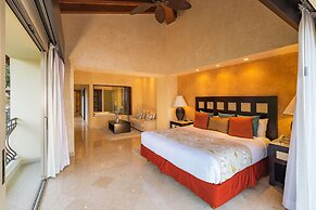 Garza Blanca Preserve Resort & Spa