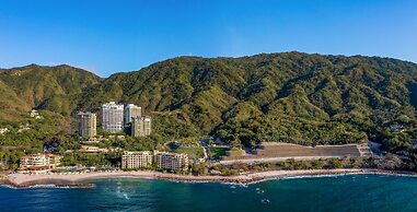 Garza Blanca Preserve Resort & Spa