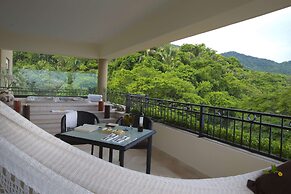 Garza Blanca Preserve Resort & Spa