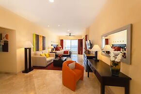 Garza Blanca Preserve Resort & Spa