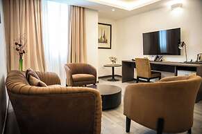 Alisa Hotel North Ridge