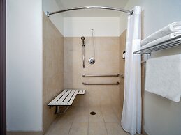 Garner Hotel Gillette South by IHG