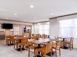 Garner Hotel Gillette South by IHG