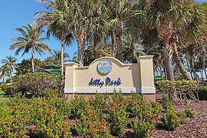 The Royal Inn Beach Hotel Hutchinson Island