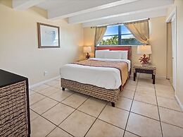 The Royal Inn Beach Hotel Hutchinson Island