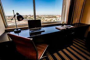 Overton Hotel and Conference Center