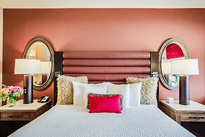 Overton Hotel and Conference Center