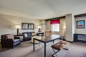 Overton Hotel and Conference Center