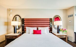 Overton Hotel and Conference Center