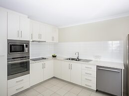 Mantra Geraldton